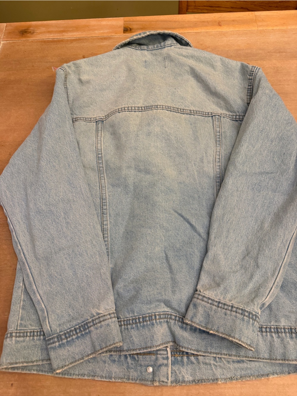 Universal Thread Light Wash Denim Jacket - Picture 3 of 3